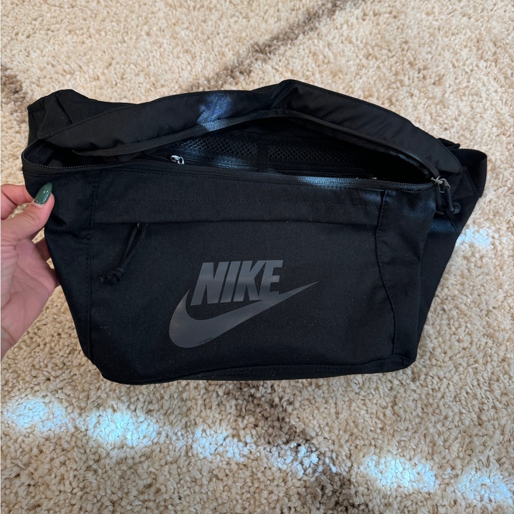 NIKE FANNY CROSSBODY BAG